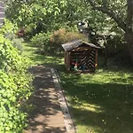 Dom Z Ogrodem Blisko Centrum 波兹南